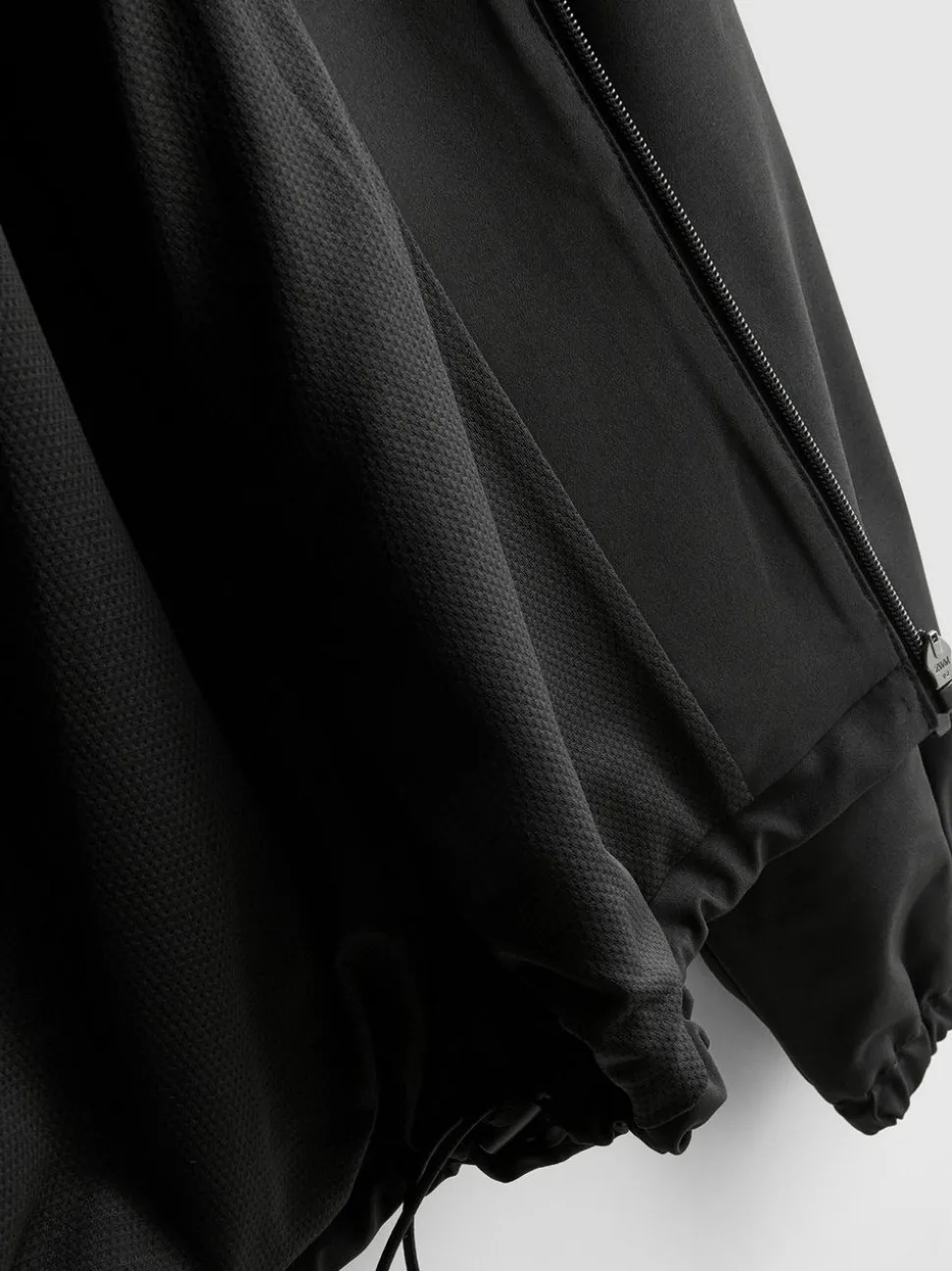 Active Jacke mit Trichterkragen