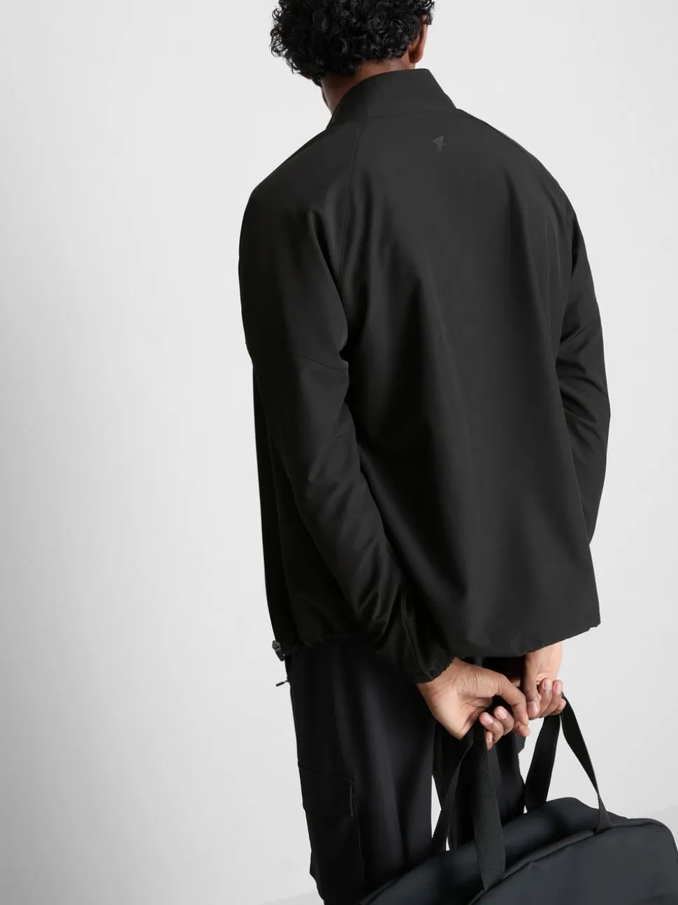 Active Jacke mit Trichterkragen