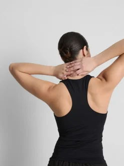 Active-Trägertop mit U-Ausschnitt