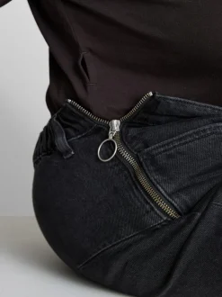 Adaptive Denim-Jeans für Sitzende