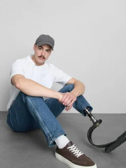 Adaptive Jeans mit geradem Bein und mittlerer Leibhöhe