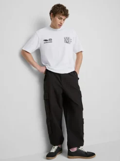 „Archive Studio“ T-Shirt mit Grafik