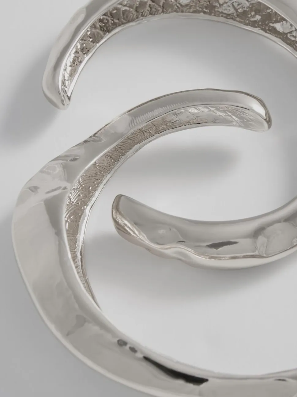 Armreife aus geschmolzenem Metall, 2er-Pack