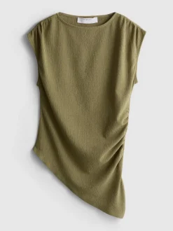 Asymmetrisches Top in Knitteroptik