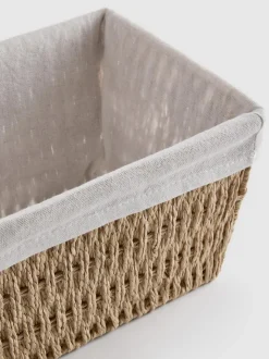 Ausgekleideter Korb aus Papierseil