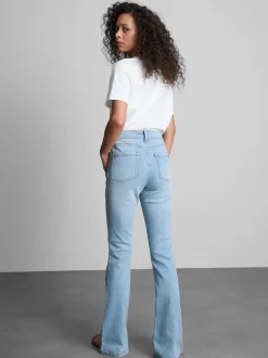 Ausgestellte Denim-Jeans mit mittelhohem Bund