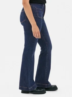 Ausgestellte Jeans mit mittelhohem Bund