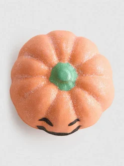 Badebombe in Halloween-Kürbisform