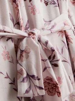 Bademantel mit hohem Modalanteil und Blumenmuster