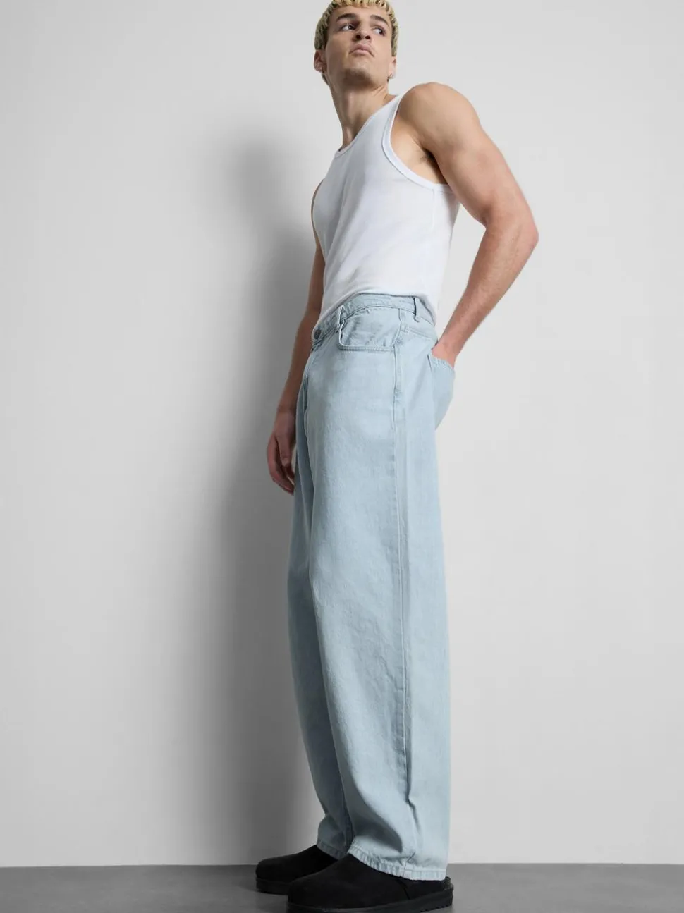 Baggy-Jeans mit mittlerer Leibhöhe