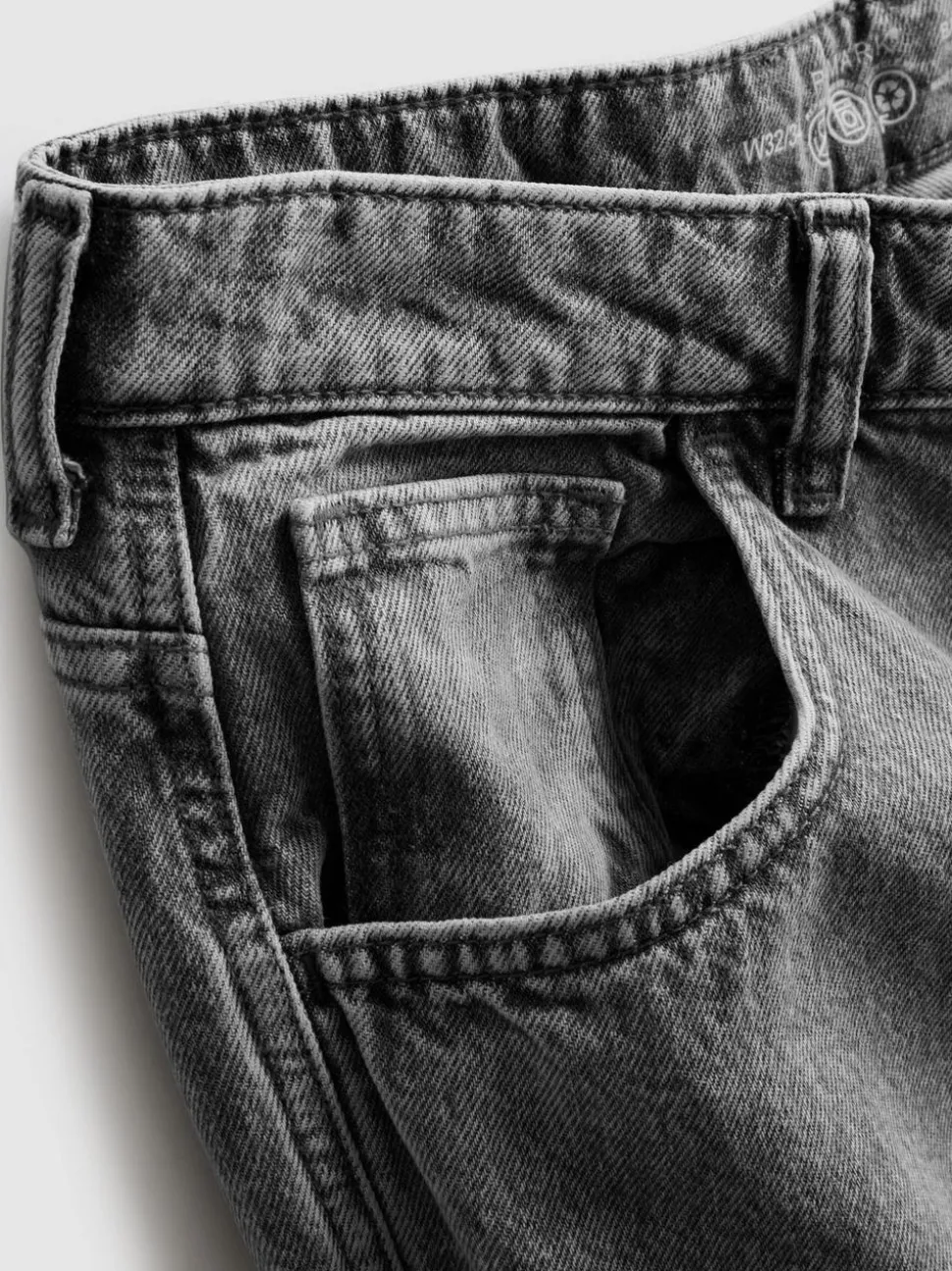 Baggy-Jeans mit mittlerer Leibhöhe
