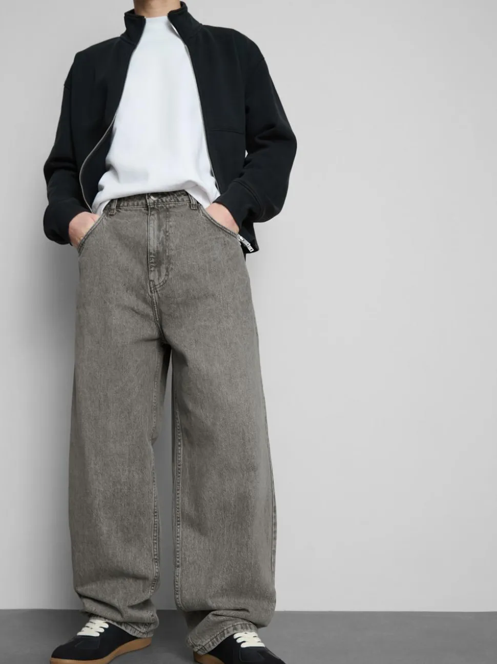 Baggy-Jeans mit mittlerer Leibhöhe