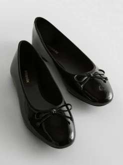 Ballerinas in Lackoptik