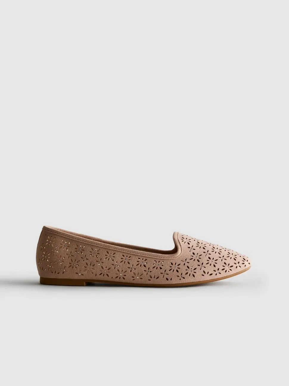 Ballerinas mit Cut-outs