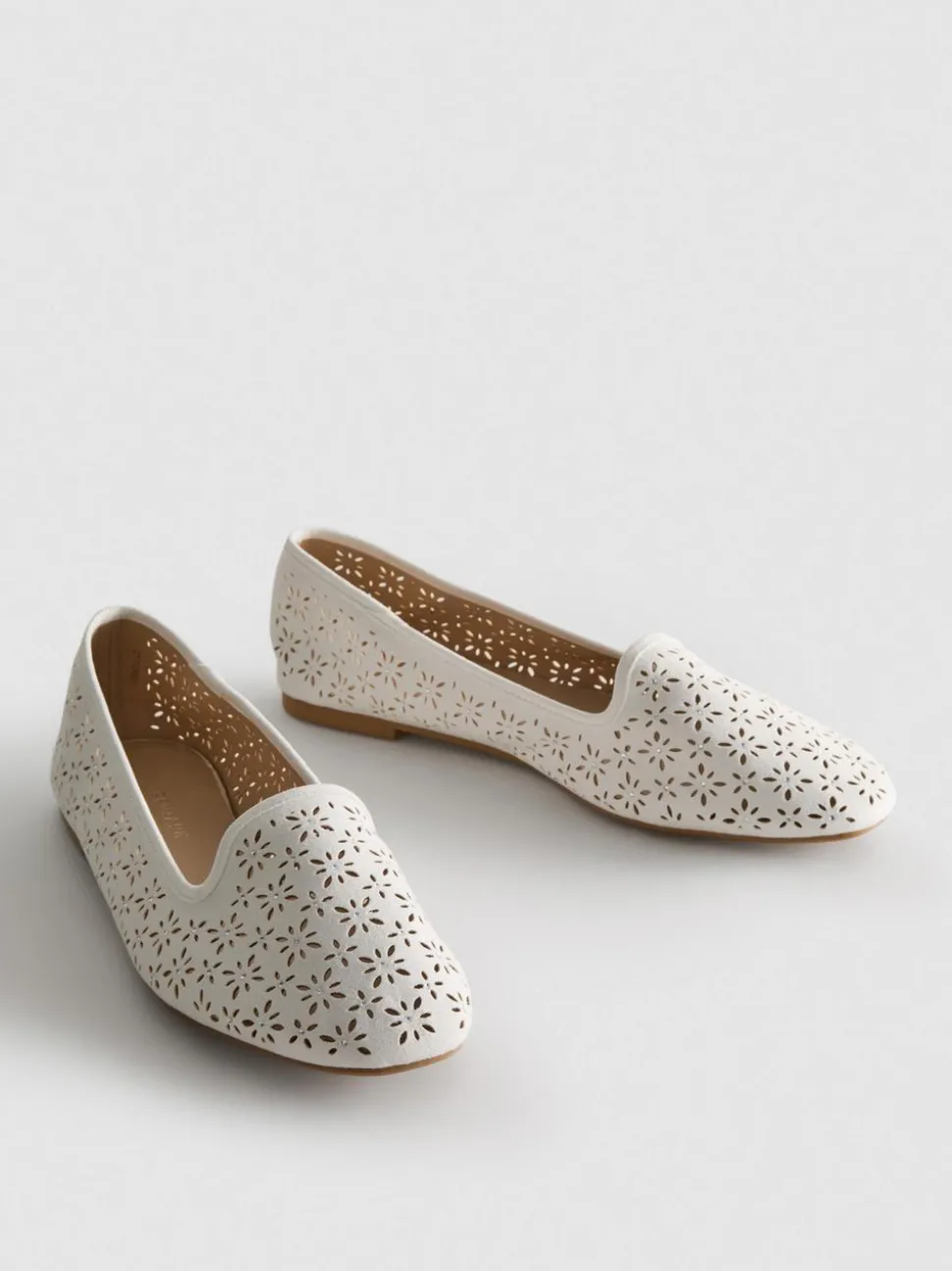 Ballerinas mit Cut-outs
