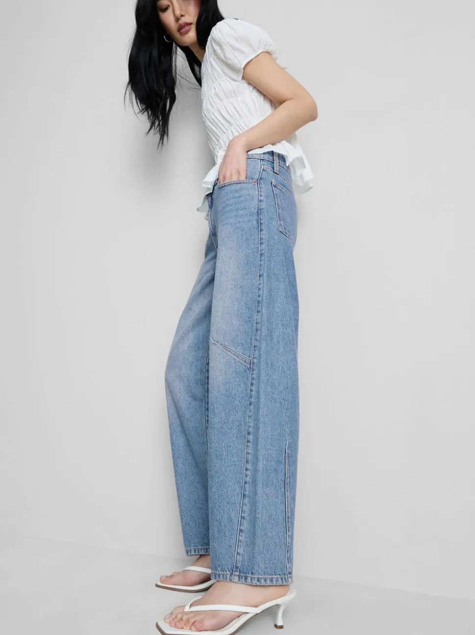 Barrel-Jeans mit mittlerer Leibhöhe