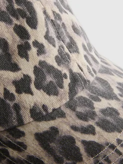 Basecap mit Leopardenmuster