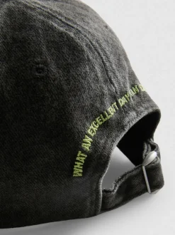 Basecap mit „The Exorcist“ Stickerei