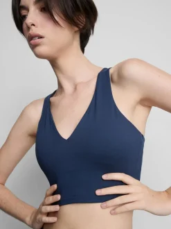 Bauchfreies Active-Top mit V-Ausschnitt und Racerback