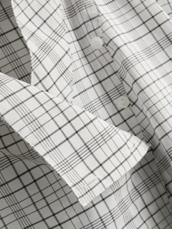 Baumwoll-Bluse mit hohem Kragen und Karomuster