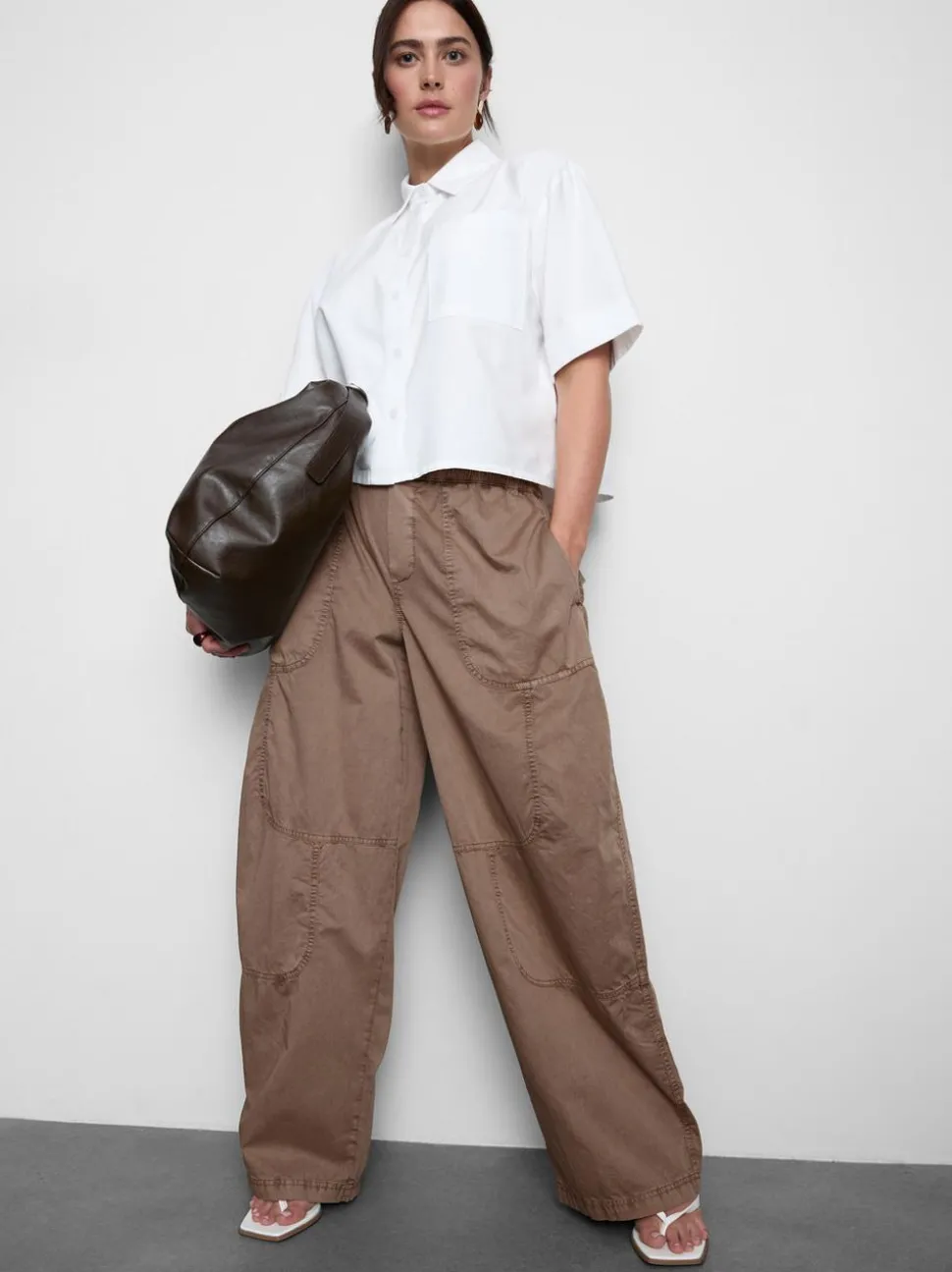 Baumwoll-Cargohose mit weitem Bein