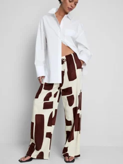 Bedruckte Hose mit weitem Bein