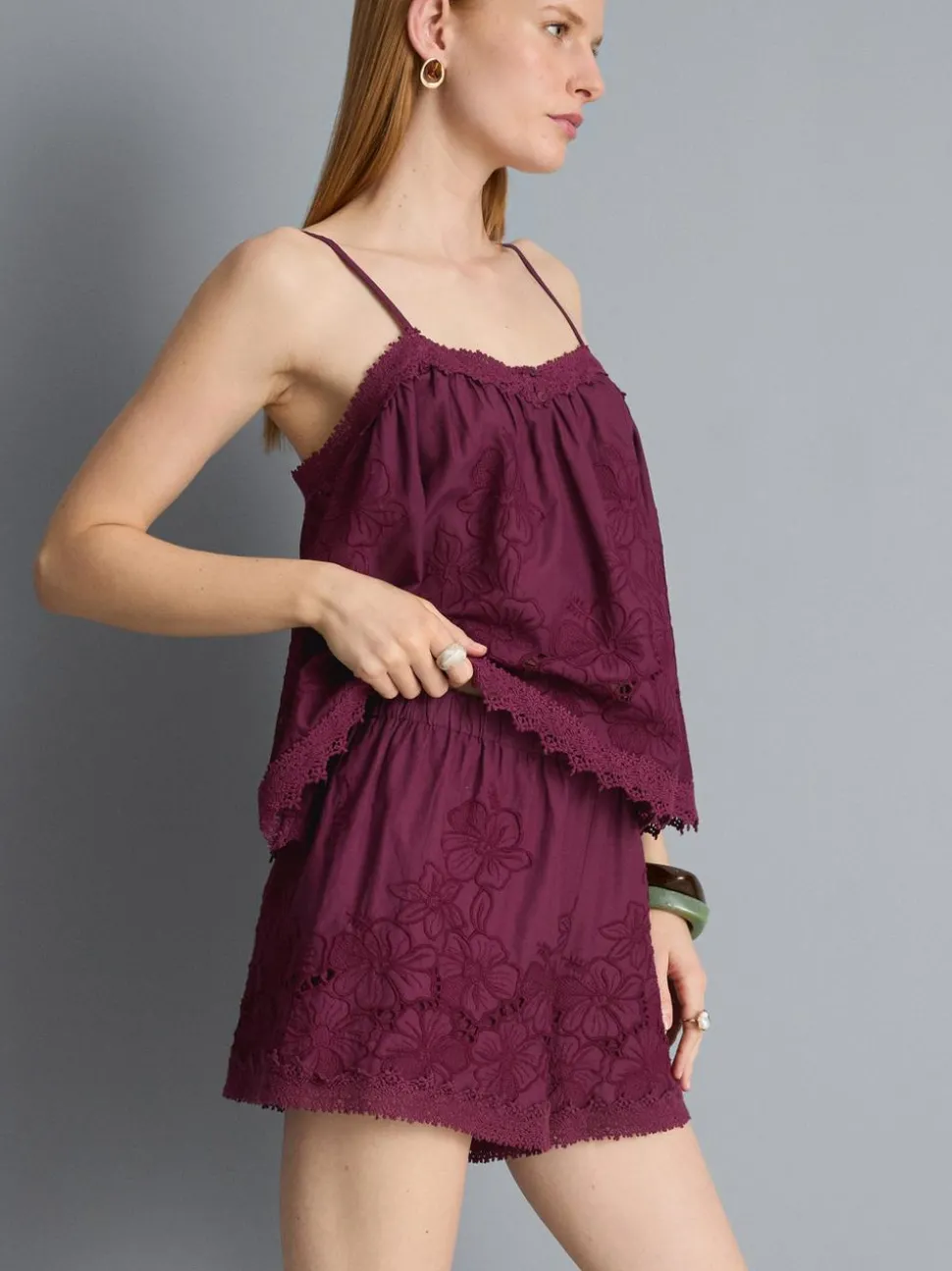 Bestickte Baumwollshorts mit hohem Bund