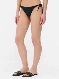 Bikinihose mit seitlichen Bindebändern