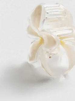 Blumenförmige Haarklammer
