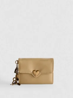 Brieftasche mit Herzverschluss und Anhängern