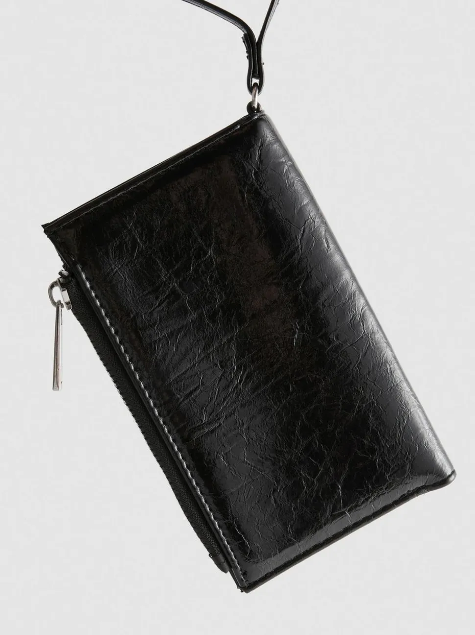 Brieftasche mit Nieten