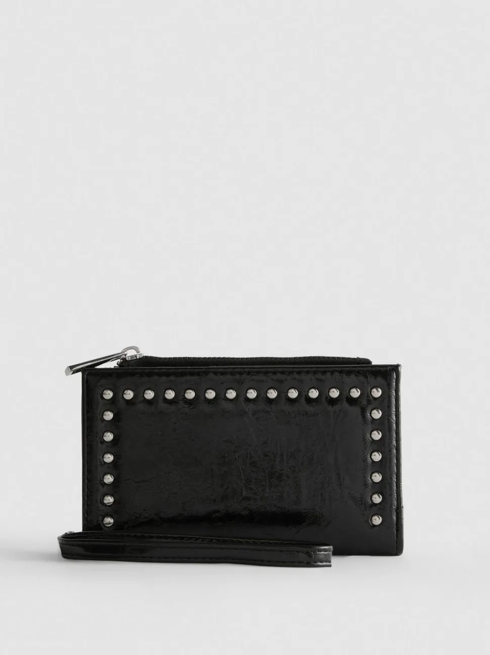 Brieftasche mit Nieten