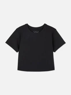 Butterweiches, kurzes T-Shirt
