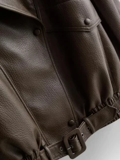 „By Coleen“ Kunstlederjacke mit Trichterkragen