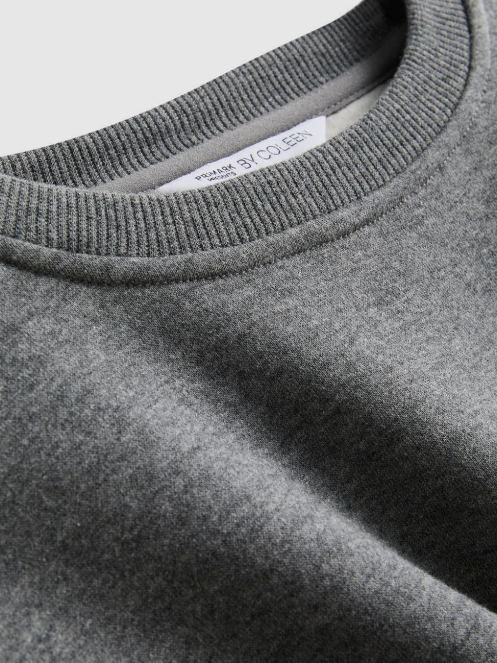 „By Coleen“ Sweatshirt mit hohem Baumwollanteil und Gürtel