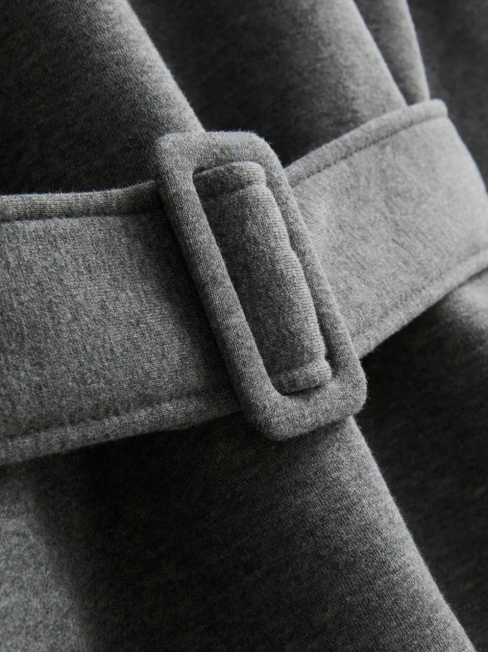 „By Coleen“ Sweatshirt mit hohem Baumwollanteil und Gürtel