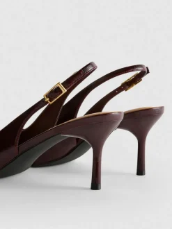 „By Collen“ Kunstleder-Slingbacks mit Schnalle