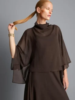Cape-Bluse mit hohem Kragen