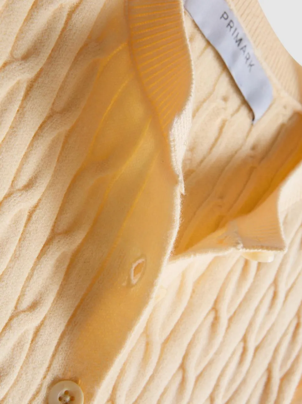 Cardigan mit Zopfmuster