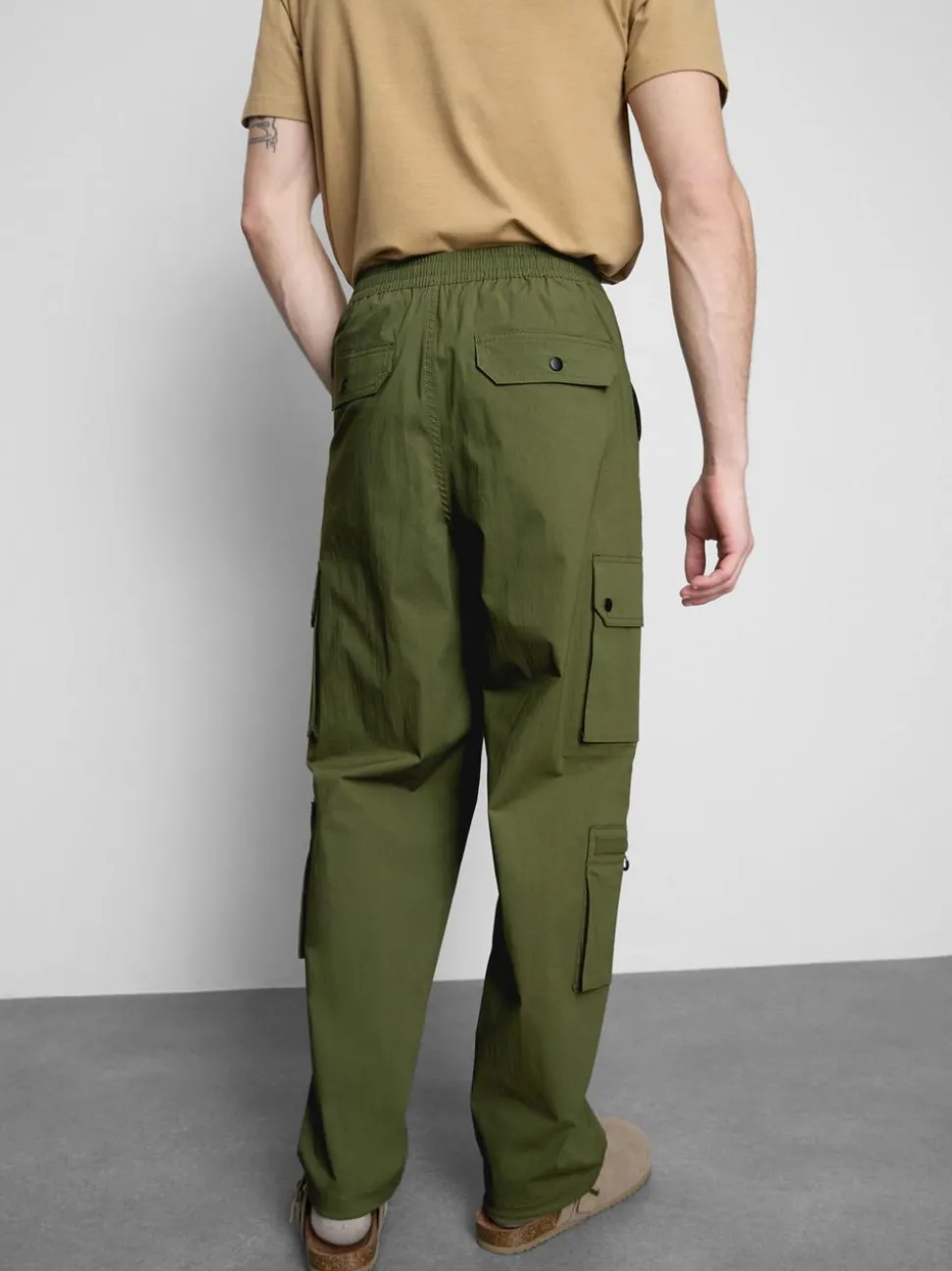 Cargohose im Utility-Stil