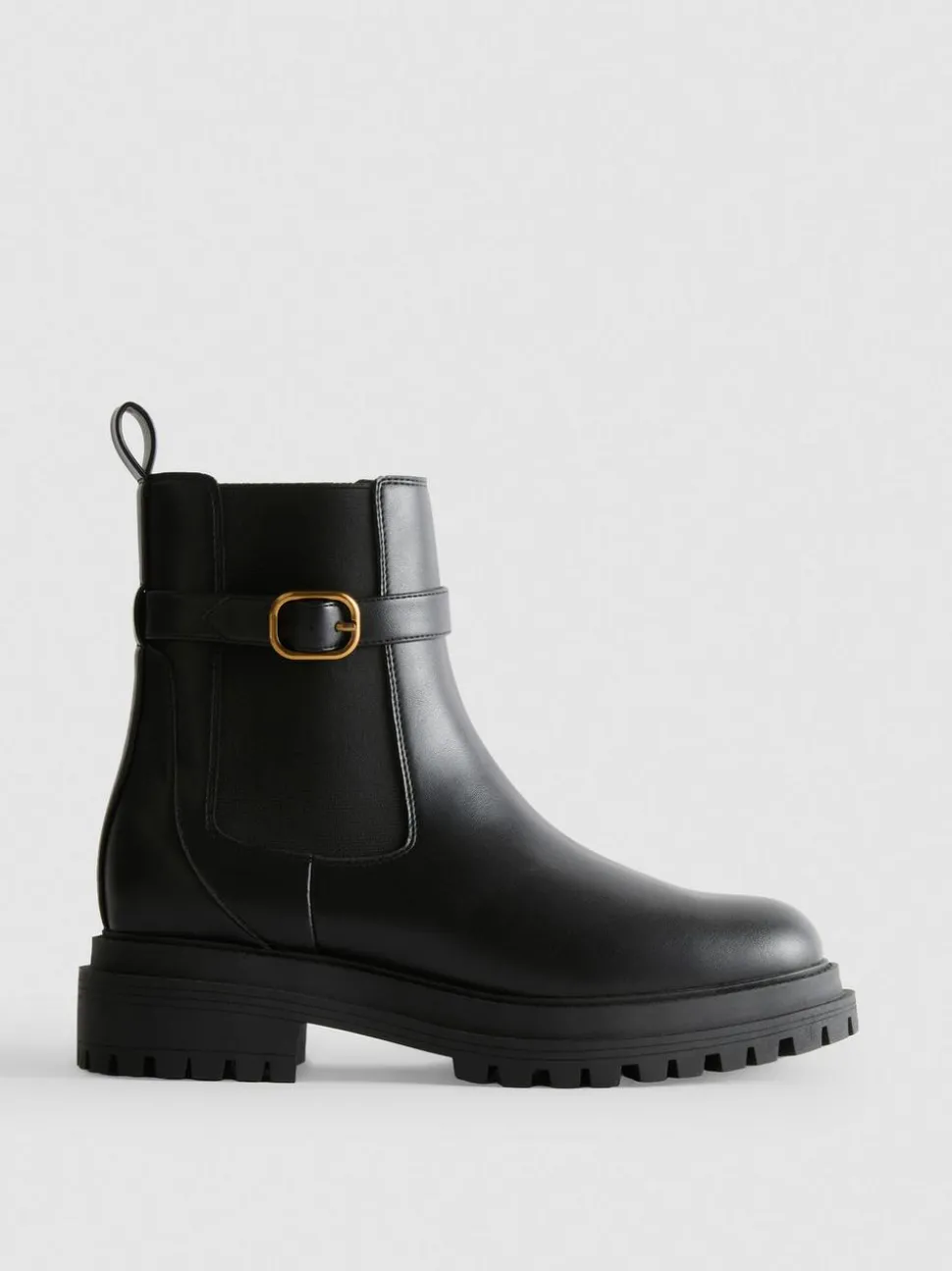 Chelseaboots mit dicker Schnalle