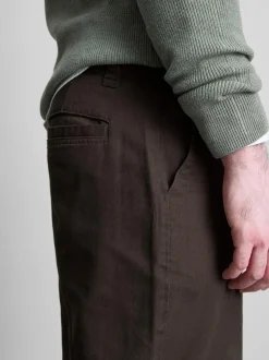Chinohose mit mittlerer Leibhöhe