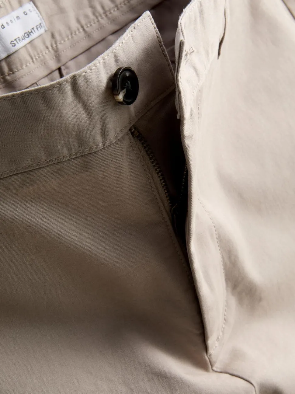 Chinoshorts mit hohem Baumwollanteil