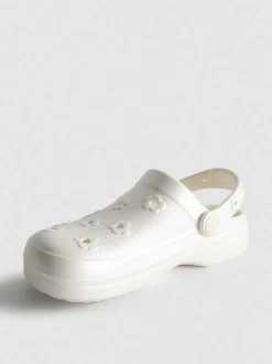Clogs mit Blumendesign