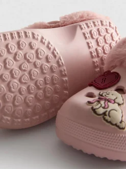 Clogs mit Charms