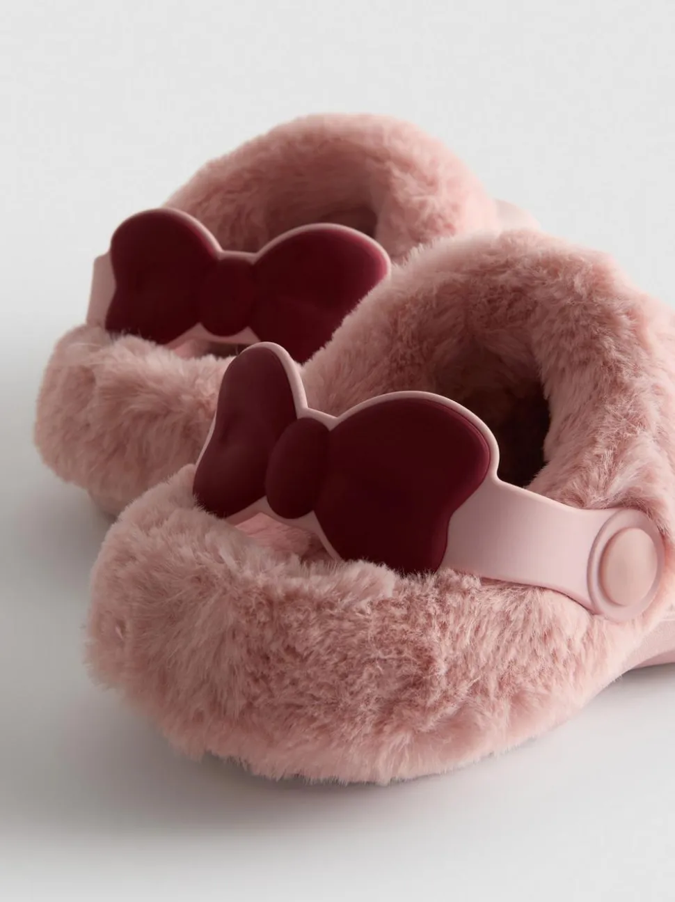 Clogs mit Charms