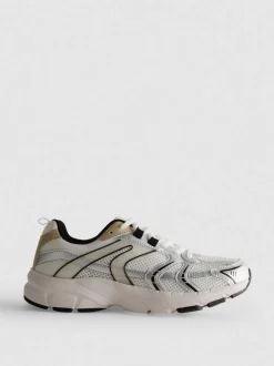 Dad-Sneaker mit dicker Sohle