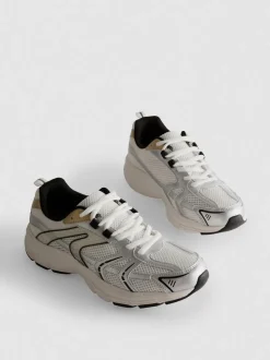 Dad-Sneaker mit dicker Sohle