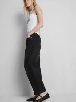Denim-Jeans mit hohem Bund und konischer Form