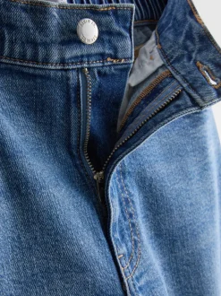 Denim-Jeans mit hohem Bund und konischer Form